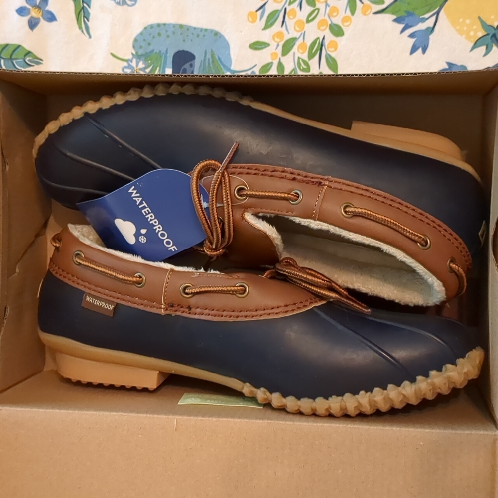 JMB Waterproof Duck Shoes, Size 9.5, New in Box